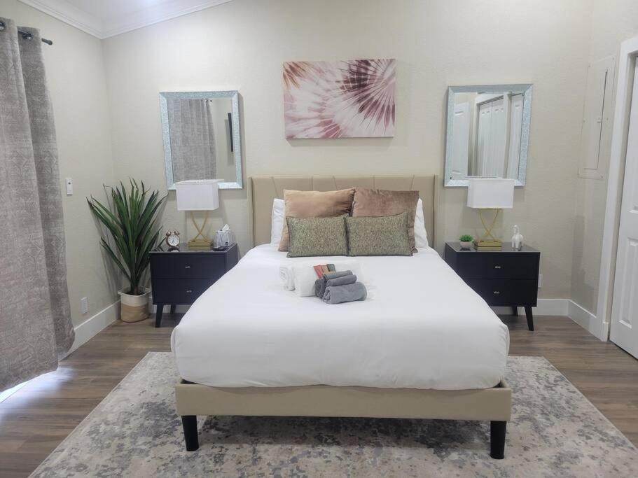 Alluring Luxury Oasis, Modern Comfort & Relaxation เวลลิงตัน ภายนอก รูปภาพ