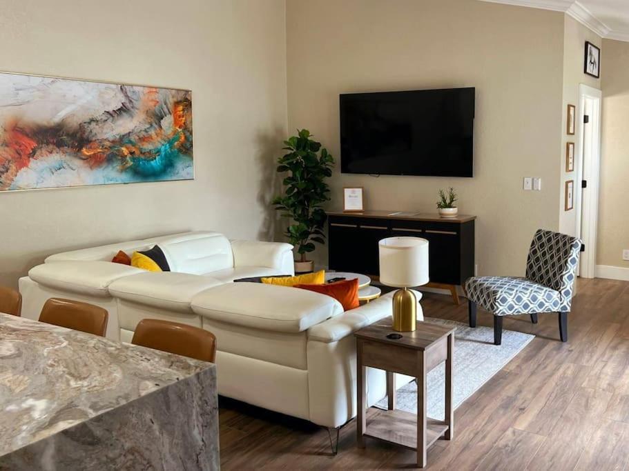Alluring Luxury Oasis, Modern Comfort & Relaxation เวลลิงตัน ภายนอก รูปภาพ